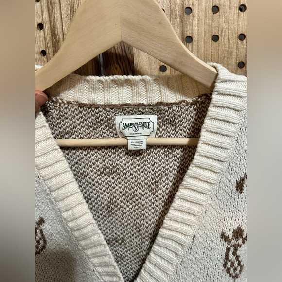 American Eagle Cream Paisley Button UP Cardigan Sweater - Picture 4 of 5